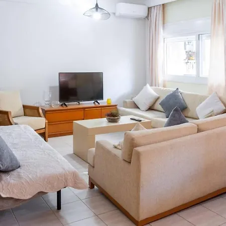Apostolos Maisonette * Nea Fokea